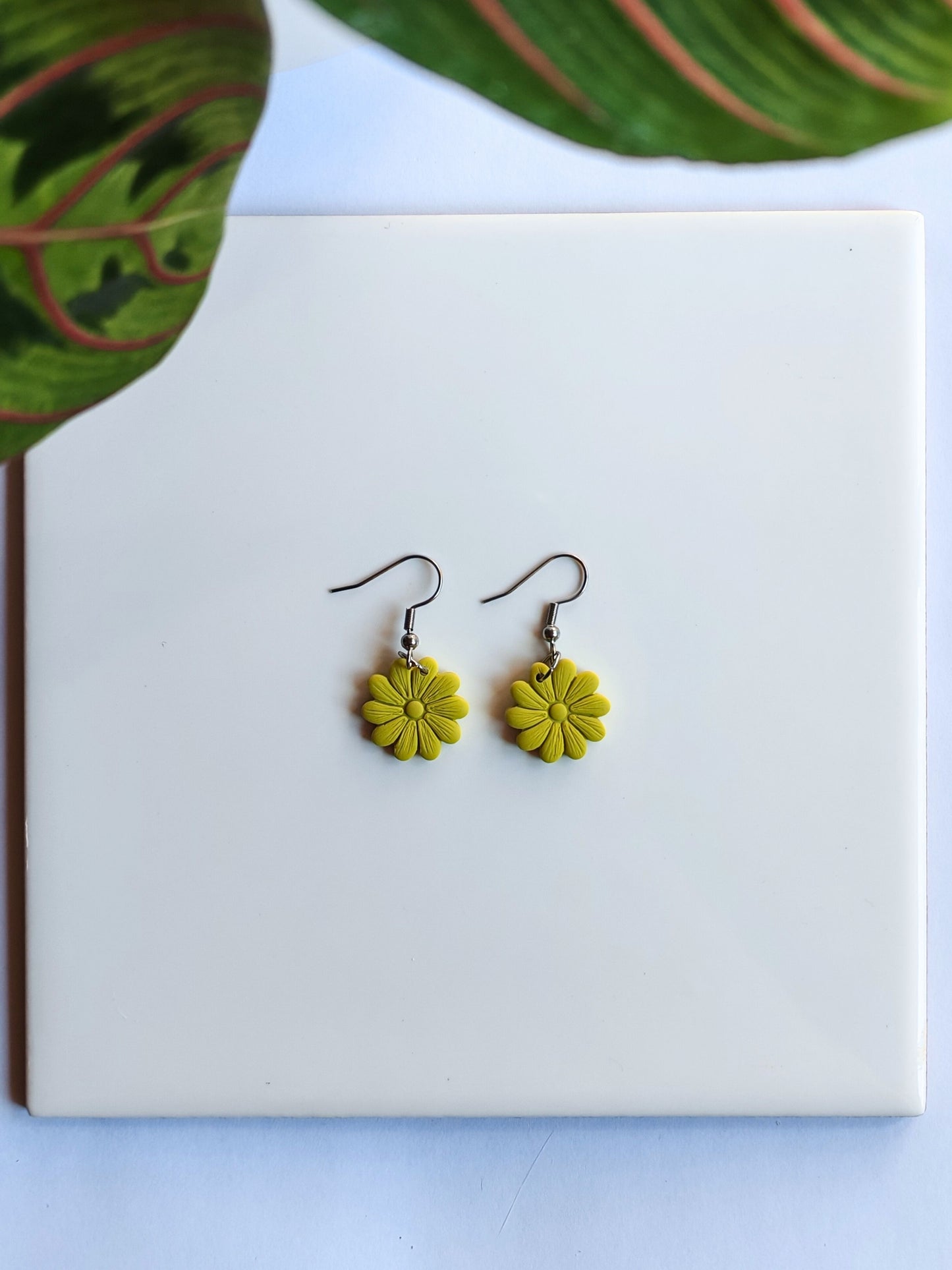 Boucles fleurs colorées - version sans centre