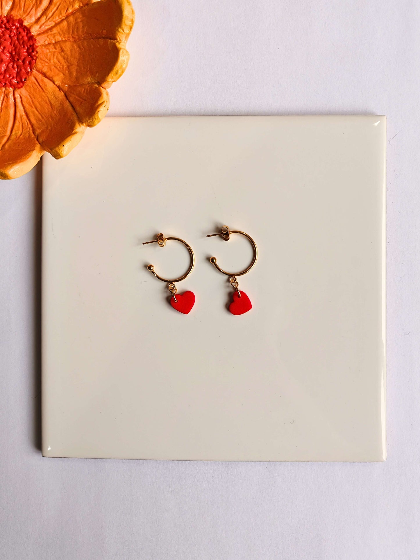 Boucles d'oreilles créoles ouvertes coeur