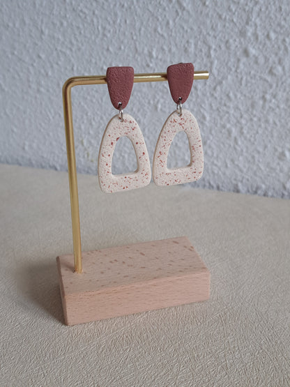 Boucles d'oreilles Triangle ajouré - Rose et Beige