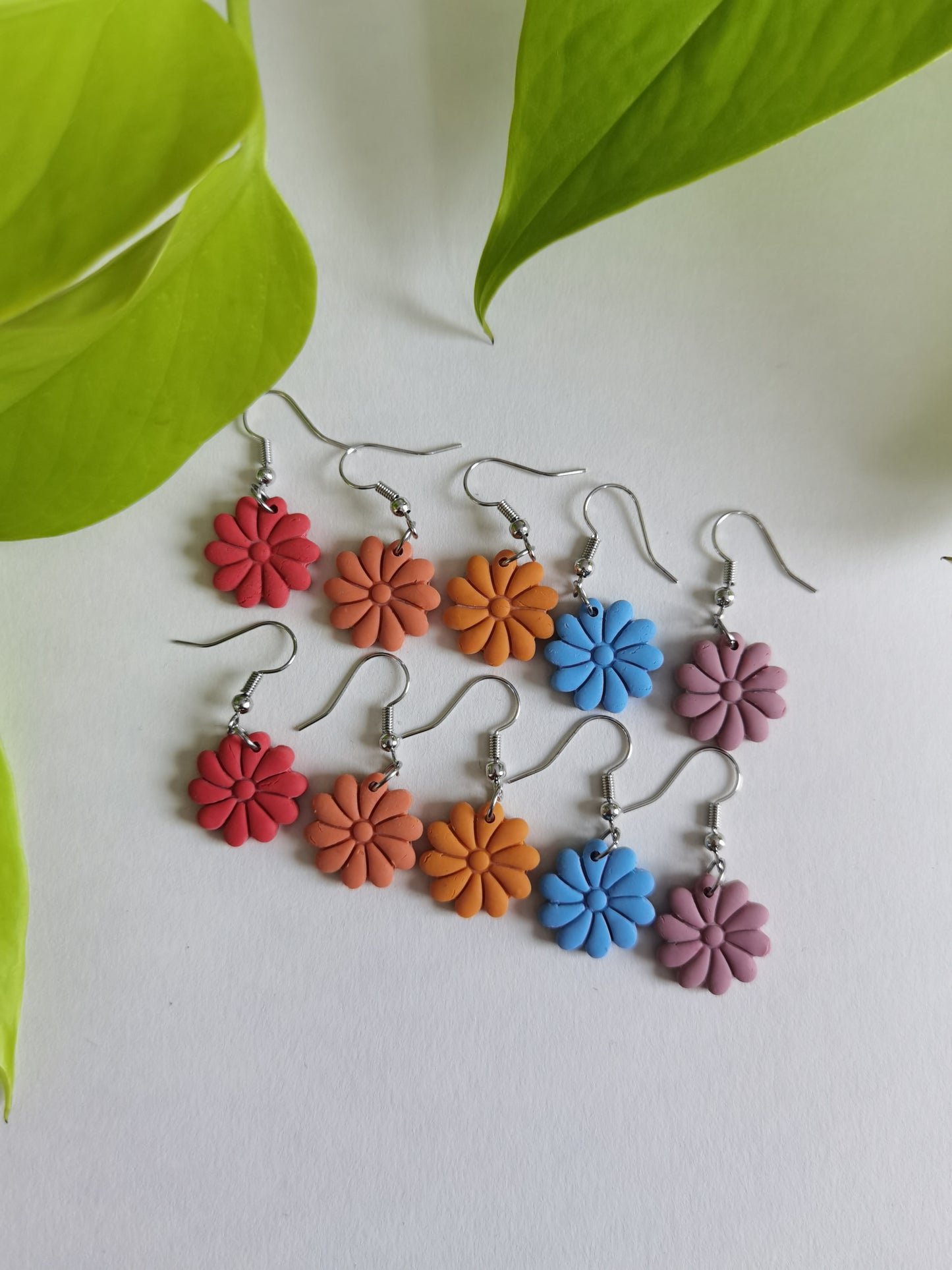 Boucles d'oreilles Fleurs Colorées